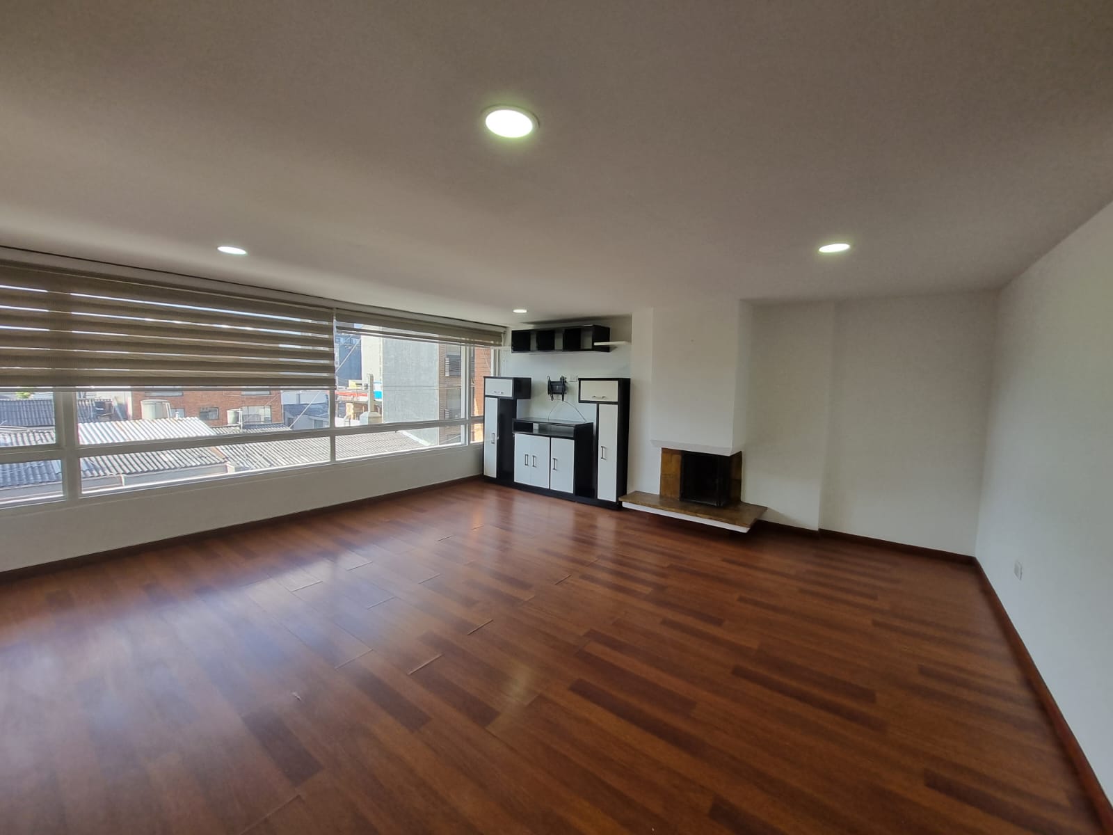 APARTAMENTO EN VENTA QUINTA PAREDES — imagen 1